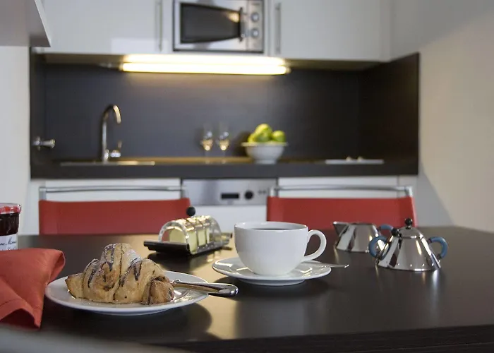 Otel Frederics Schwabing 4*