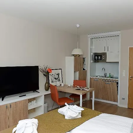 Frederics Schwabing 4* Múnich
