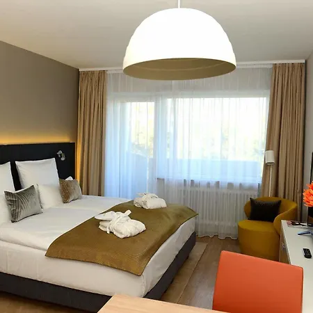 Frederics Schwabing 4* Monachium