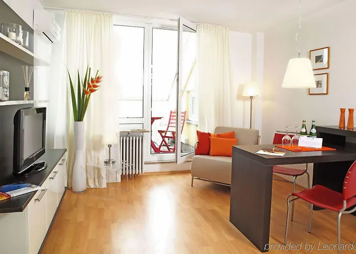 Frederics Schwabing מלון 4*