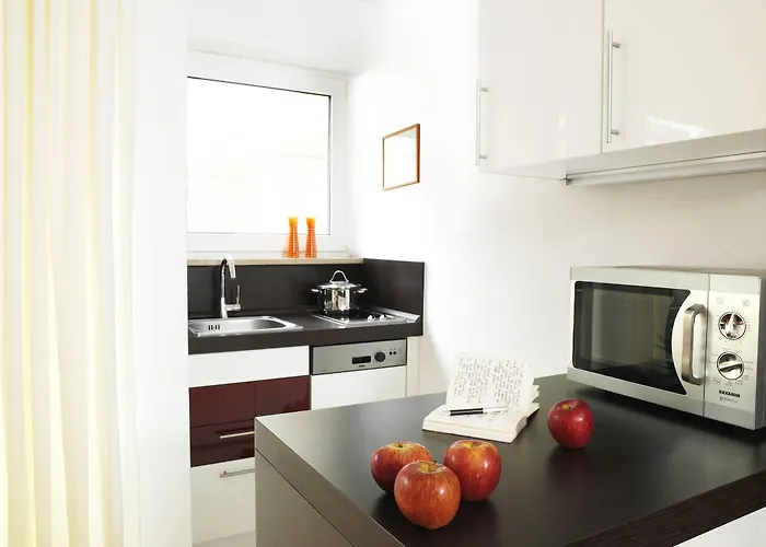 Frederics Schwabing 4* Μόναχο
