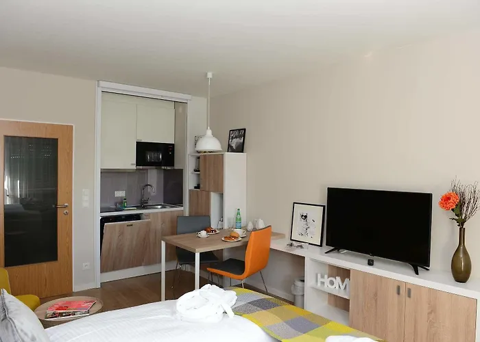 Frederics Schwabing מלון 4*