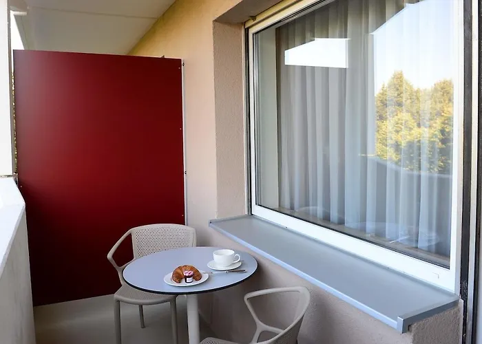 מלון Frederics Schwabing 4*