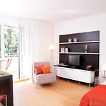 Frederics Schwabing فندق 4*