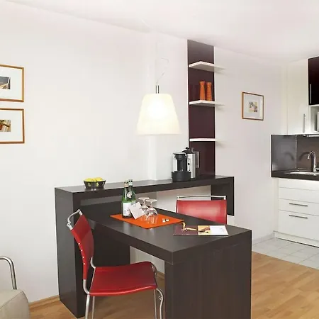 Frederics Schwabing ホテル 4*